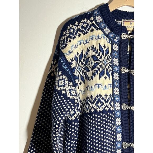 VTG Dale of Norway Women's Navy Blue Fair Isle Nordic Cardigan Wool Sweater L - Picture 3 of 10